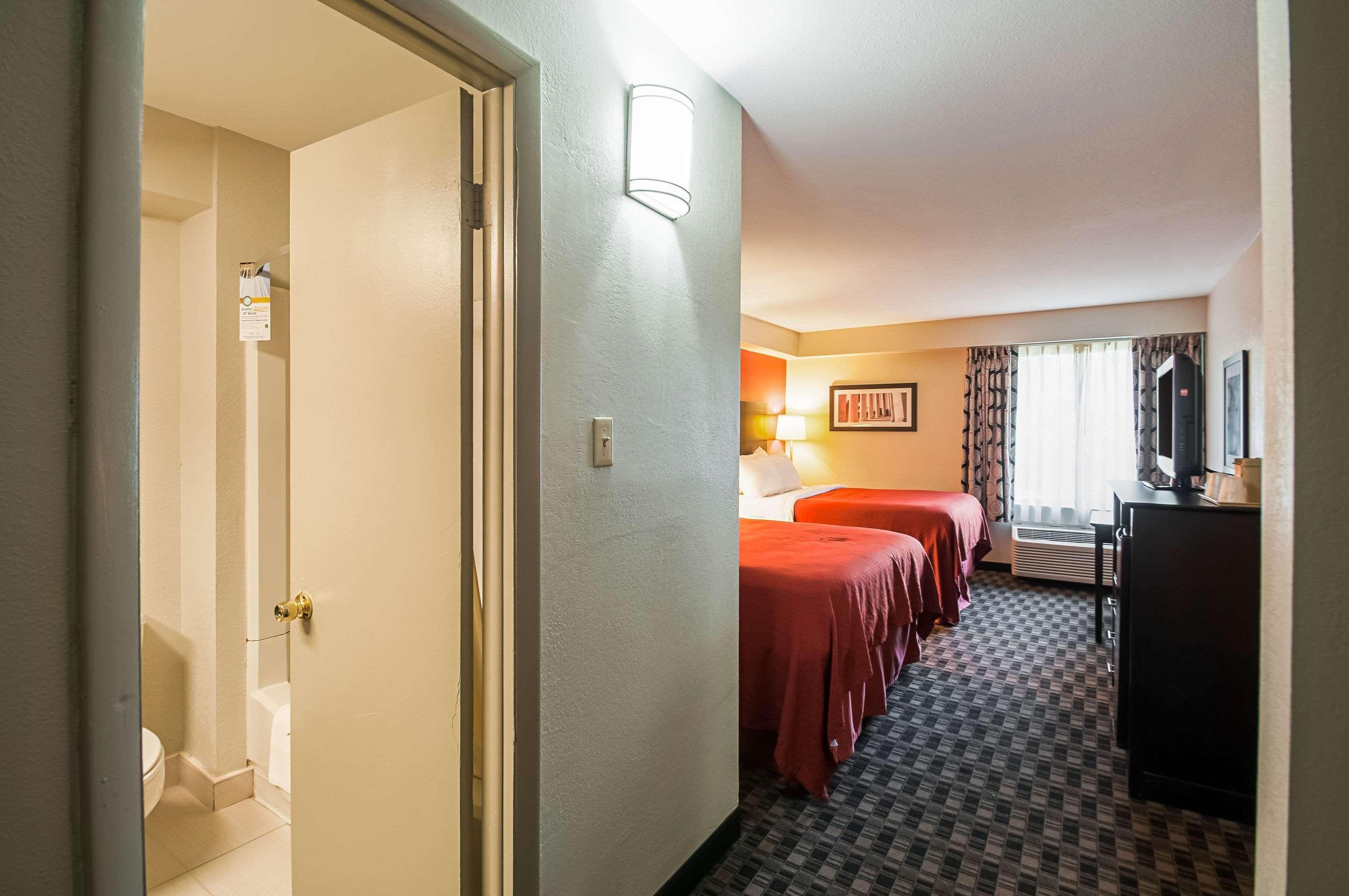 Quality Inn Near Potomac Mills Woodbridge Eksteriør bilde