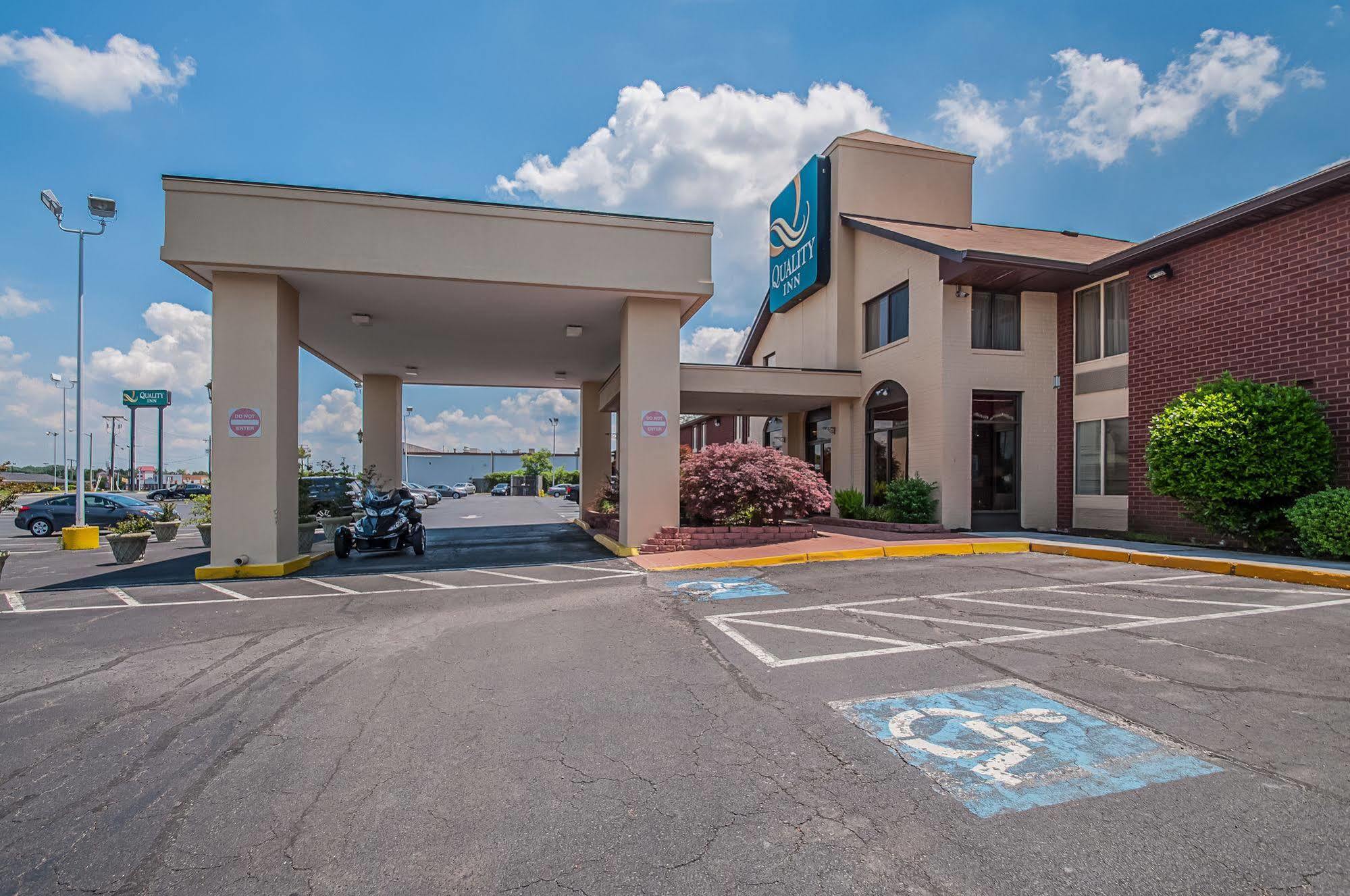 Quality Inn Near Potomac Mills Woodbridge Eksteriør bilde